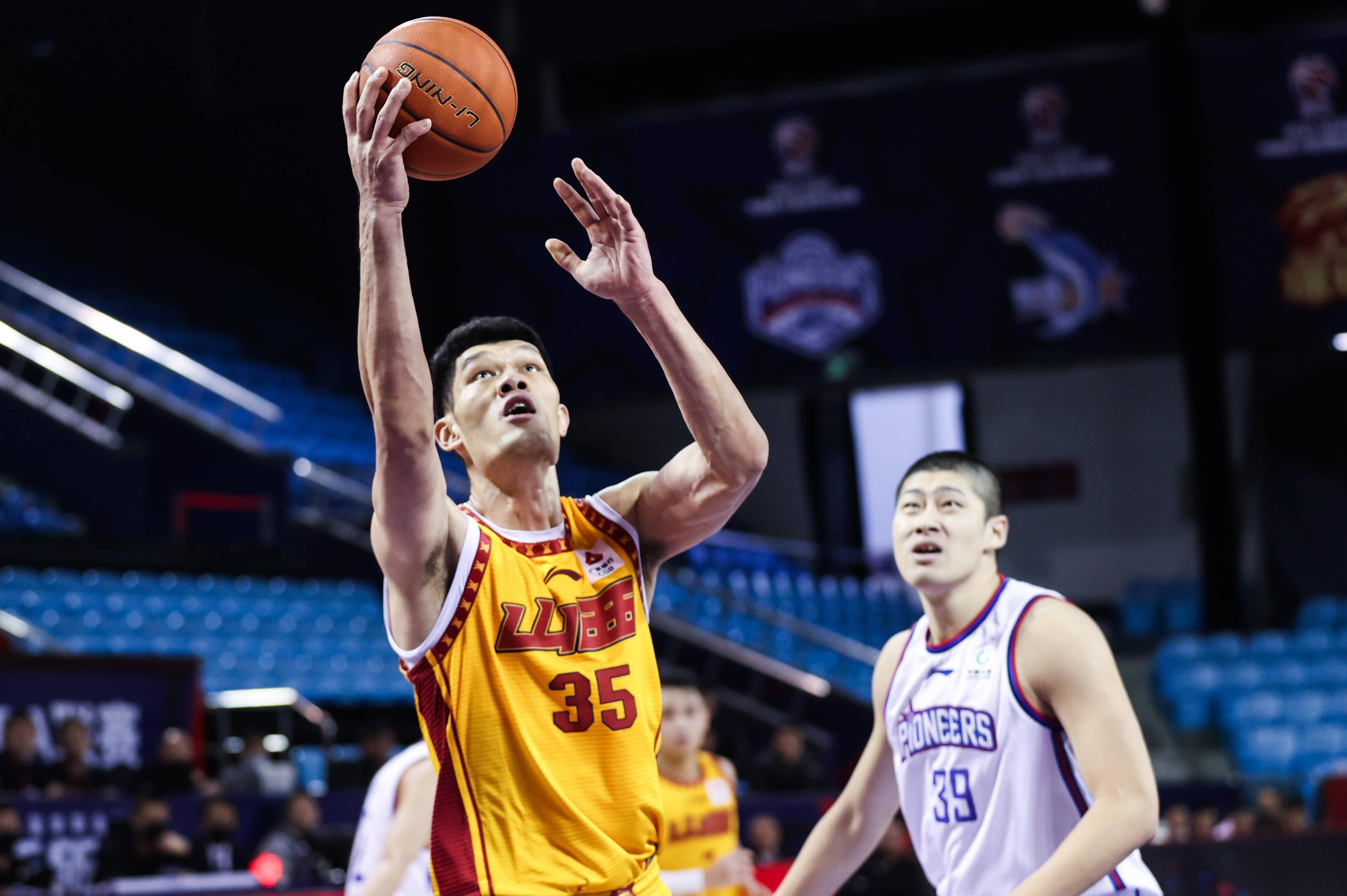 最后时刻福建男篮调整名单以备国王杯，火线驰援环节打磨，更衣室稳定，资深球员宣示担当的简单介绍-开运体育入口