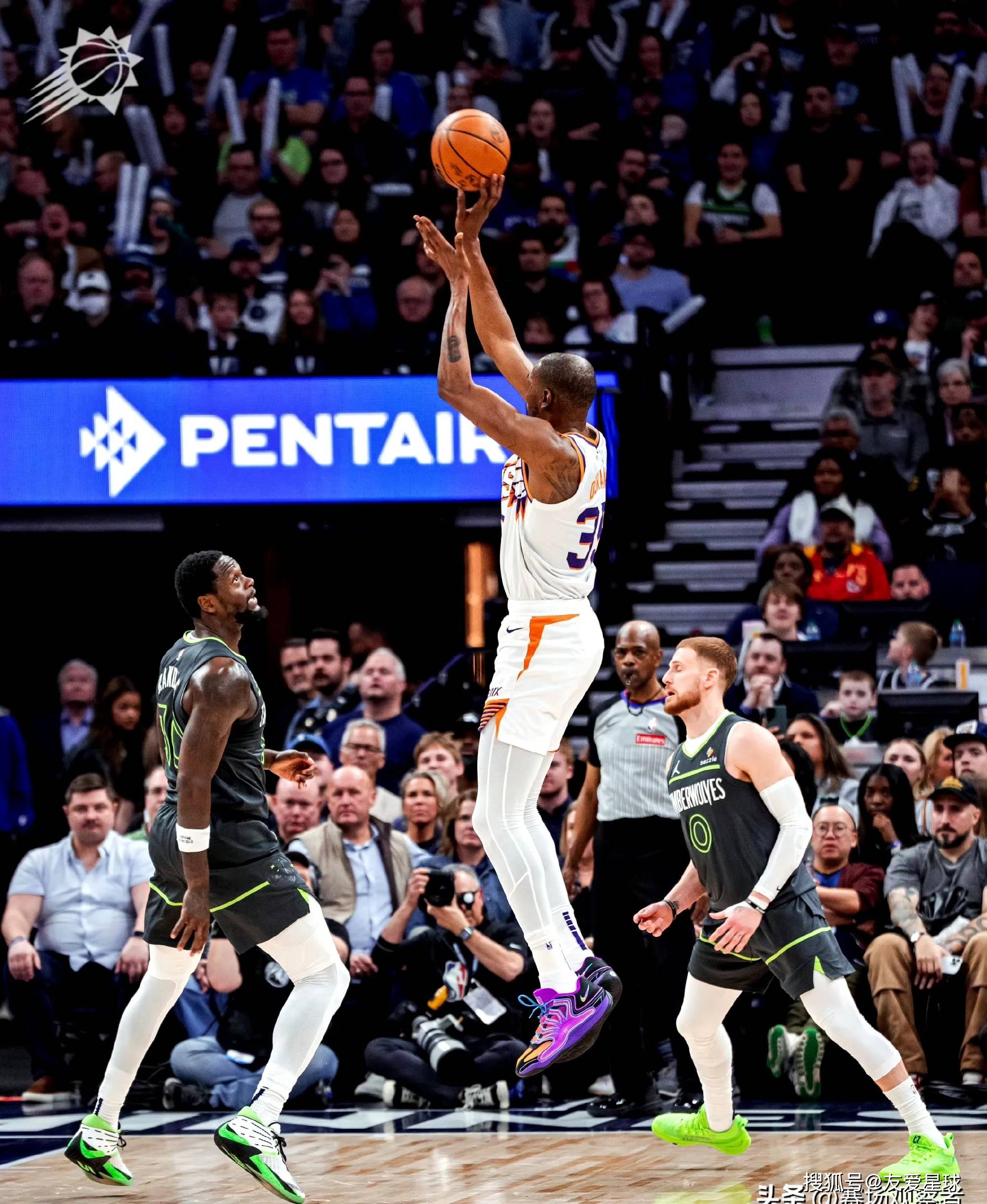  勇士不敌热火库里飚中三分点燃观众 -开云直播赛事