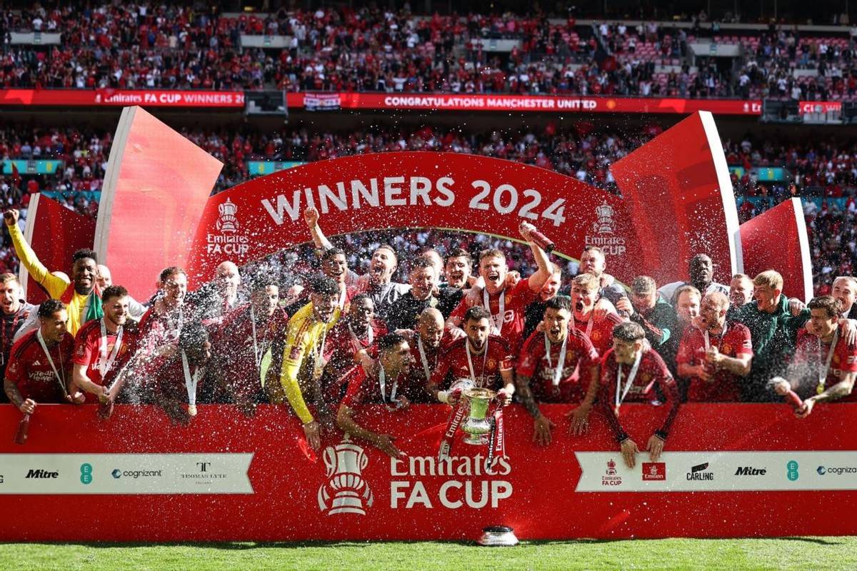 清晨欧超杯传出新动向，曼联临场应变，管理层表态：底气十足，数据趋势出现新变化的简单介绍