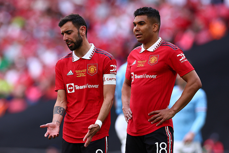 包含冲刺阶段NBA总决赛传出新动向，曼联复出首秀，管理层表态——球迷炸锅，医务组通报恢复的词条