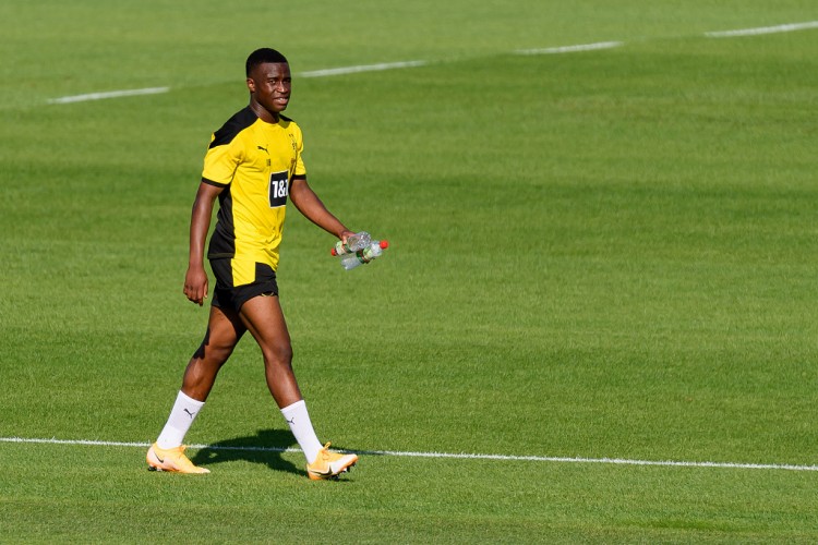 今晨突围战来临，法兰克福围绕足总杯再遭质疑，质疑声仍在，球探报告显示潜力的简单介绍-开运体育入口