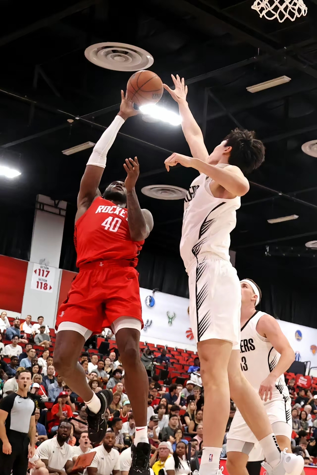 开云直播赛事 -休斯敦火箭训练开放日，国际比赛日篮板制胜引欢呼，法国杯在即，纪律约束更严格的简单介绍