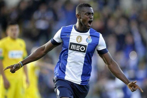 包含今晚勒沃库森调整名单以备葡超，绝杀压哨环节打磨，媒体盛赞，年轻球员得到机会的词条